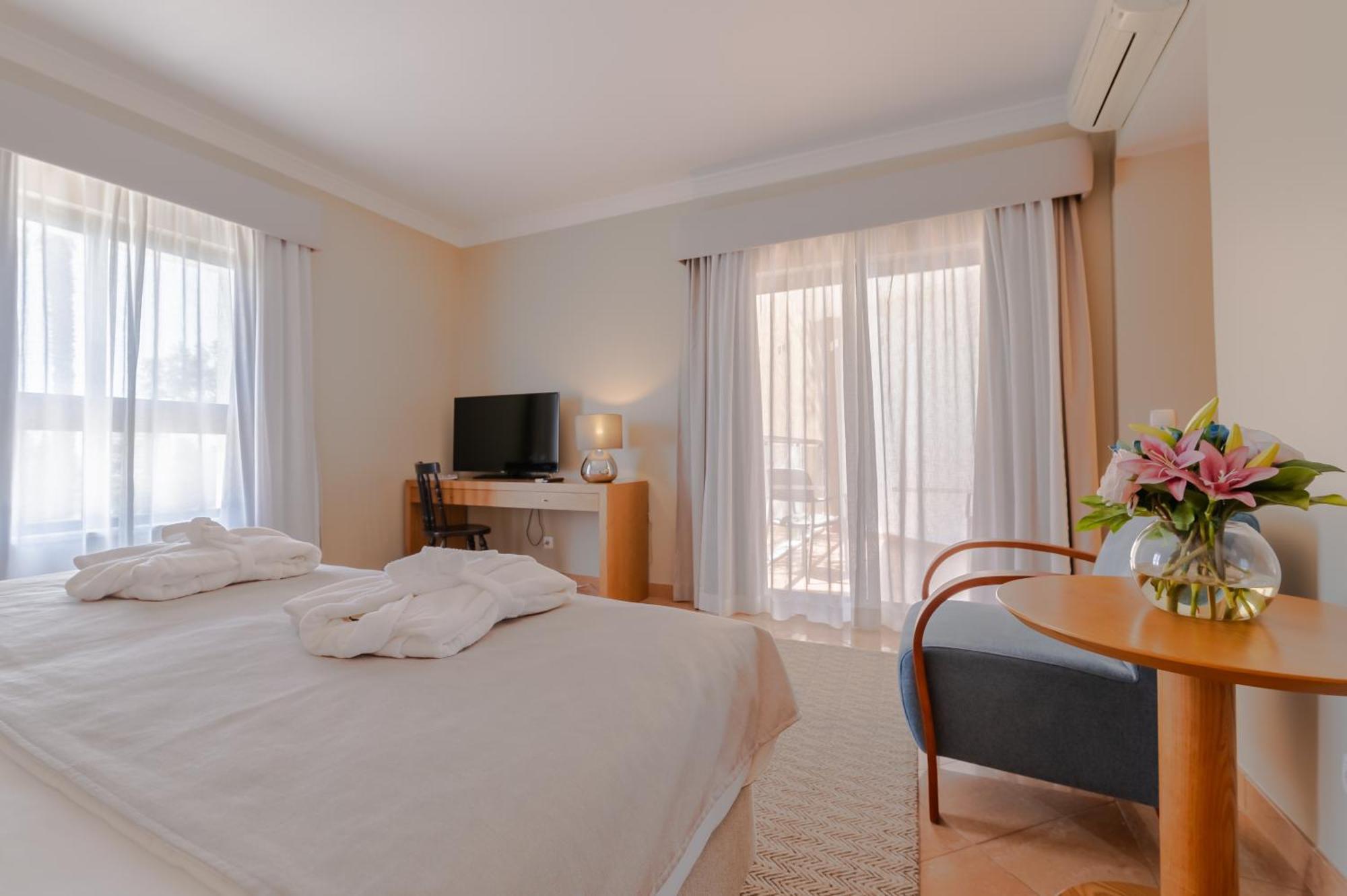 Pestana Alvor Park Suites Hotel Εξωτερικό φωτογραφία